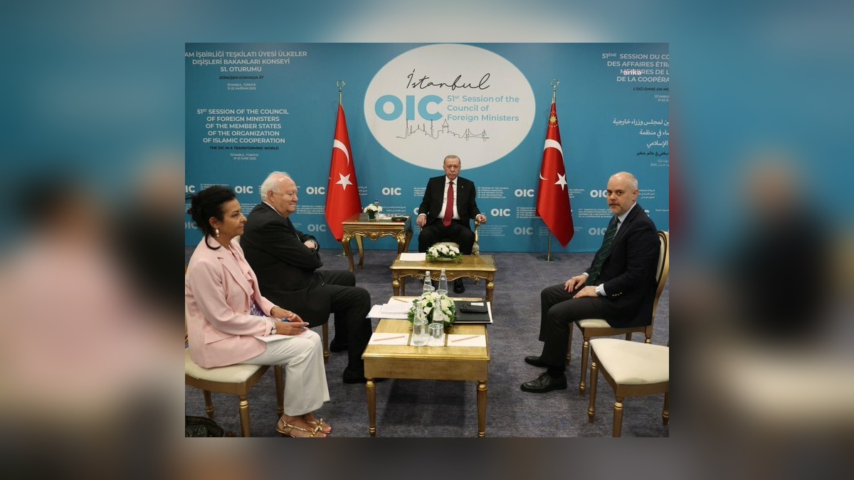 Cumhurbaşkanı Erdoğan, UNRWA Genel Komiseri Lazzarini ve BM Medeniyetler İttifakı Yüksek Temsilcisi Moratinos'u kabul etti