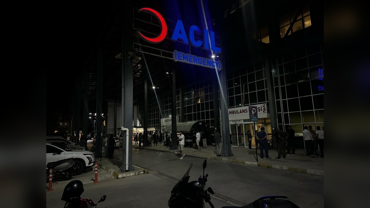Ödemiş'te motosiklet-kamyon kazası: 2 ağır yaralı