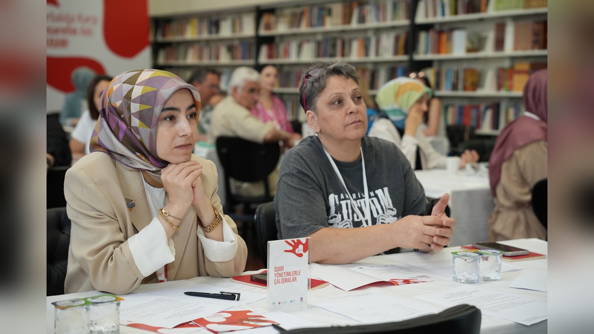TÜRGEV, Akran Zorbalığıyla Mücadele Programı Başlattı