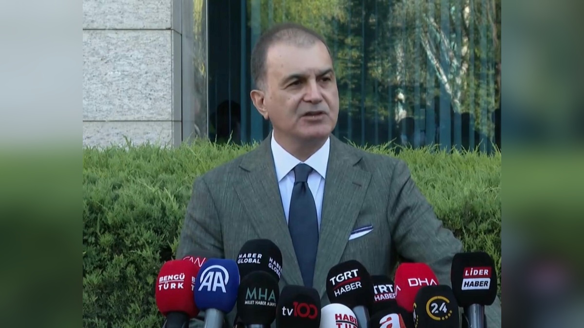 Çelik: İsrail'in İran'a saldırısı gayrimeşru