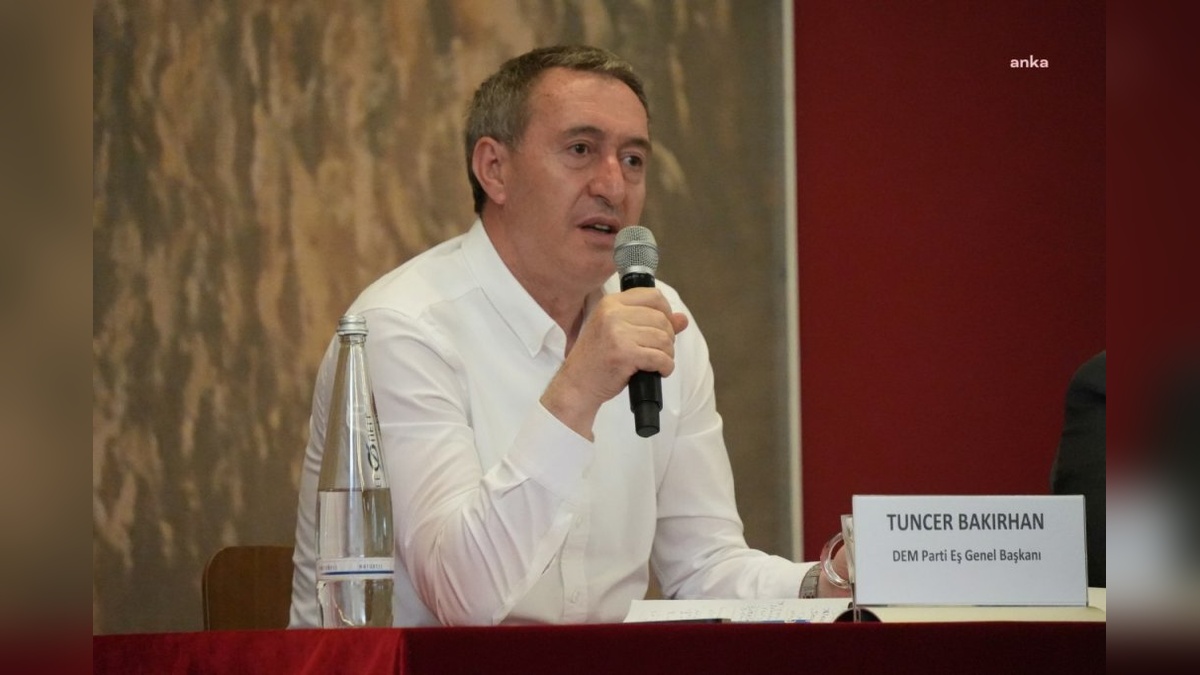 Tuncer Bakırhan Berlin'de Alevi yurttaşlarla buluştu