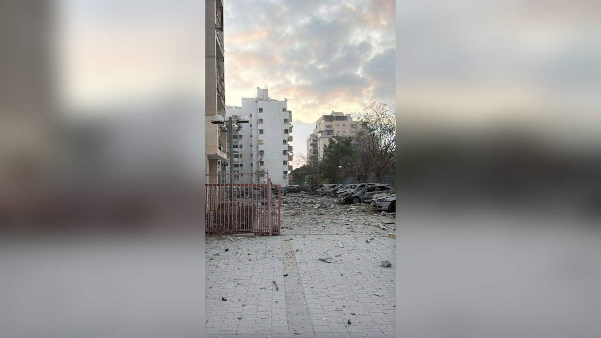 İran, İsrail'e balistik füze saldırısı düzenledi: Çok sayıda ölü ve yaralı