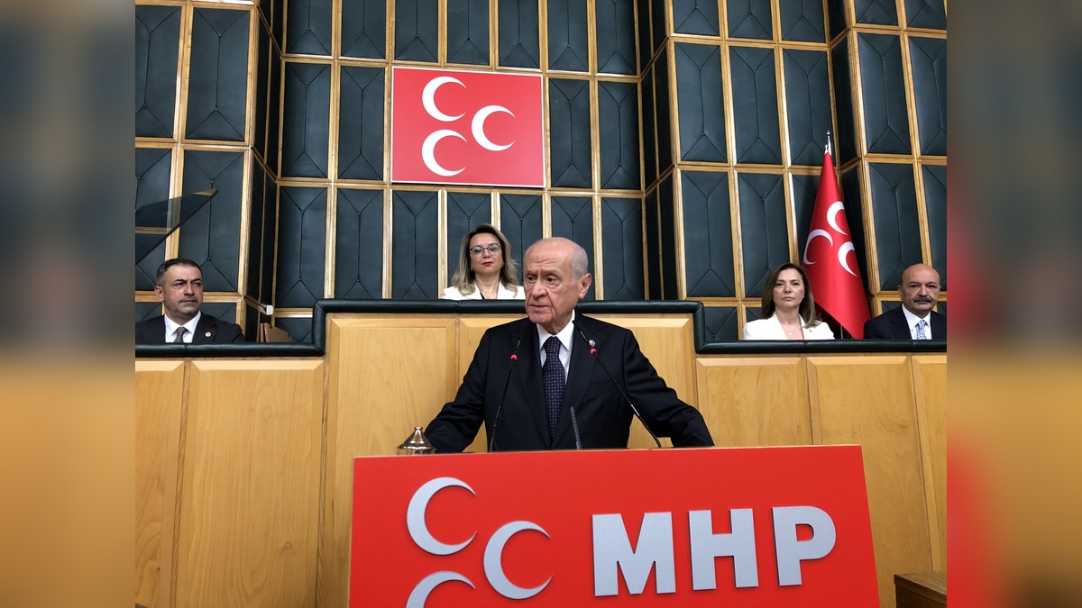 Bahçeli: BM, İsrail'e karşı acil askeri güç kullanmalı