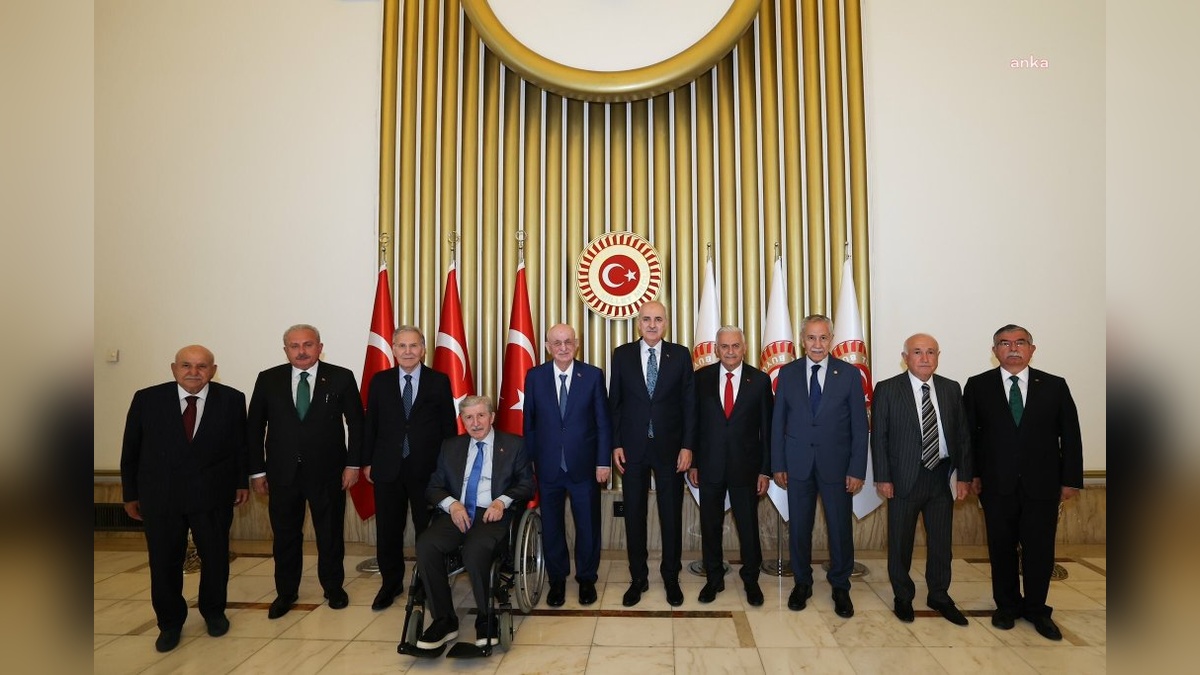 Kurtulmuş, eski TBMM başkanlarıyla görüştü: 'Terörsüz Türkiye' stratejisi ele alındı