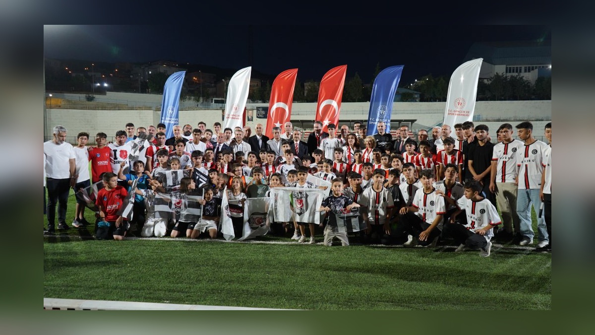 Şırnak'ta Beşiktaş U-16, Şırnak Petrolspor'u 2-1 yendi