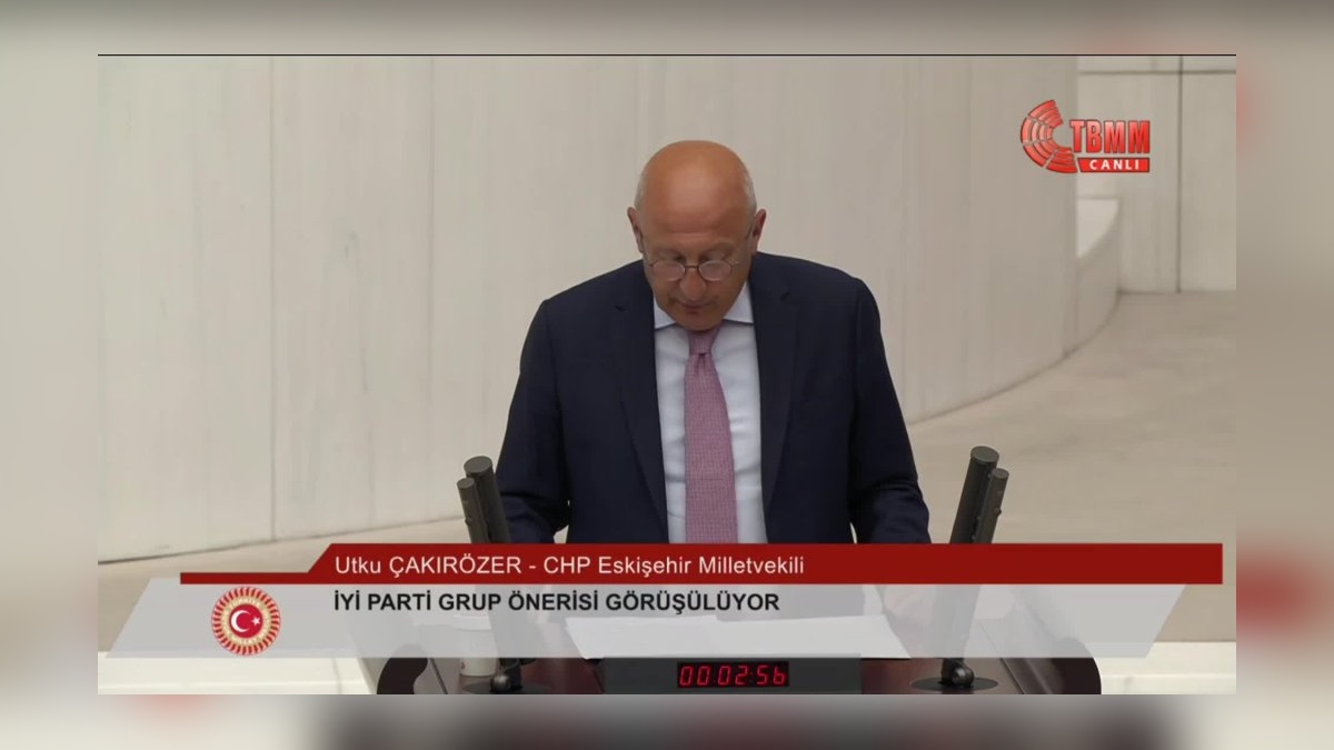 Çakırözer'den İran-İsrail çatışmasına sert eleştiri: 'Üç maymunu oynuyorsunuz'