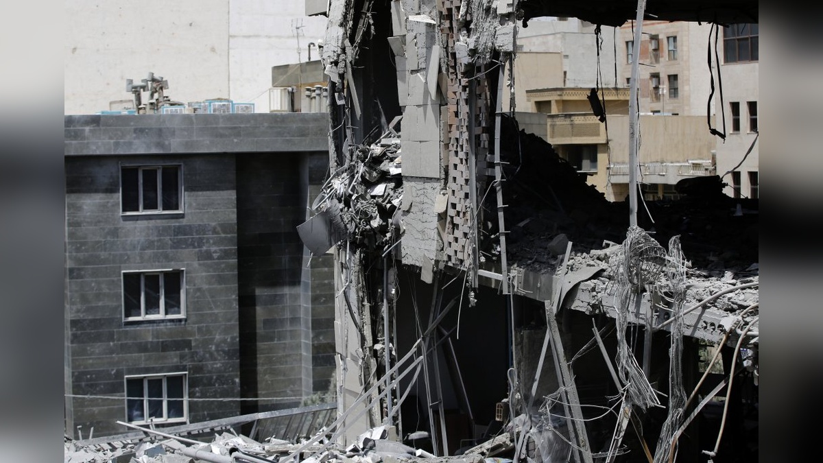 İran Sağlık Bakanlığı: İsrail saldırılarında 627 ölü, 4870 yaralı