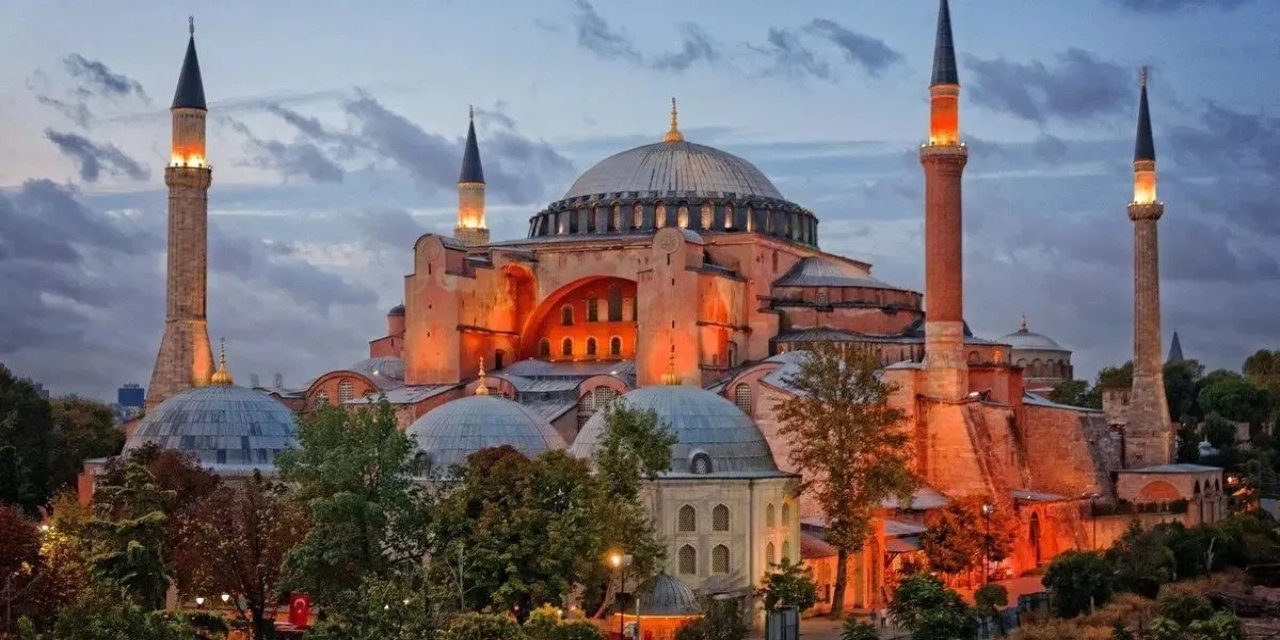 İlber Ortaylı'dan Ayasofya uyarısı
