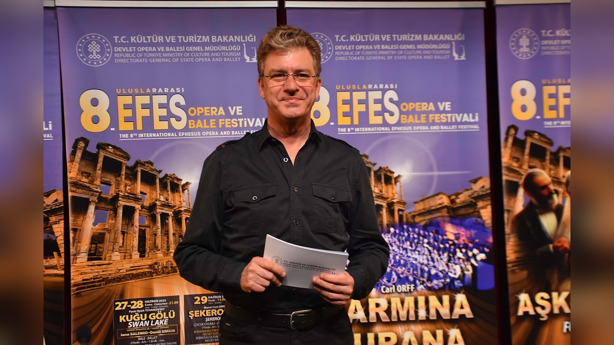 Efes Antik Tiyatrosu'nda 8. Uluslararası Opera ve Bale Festivali
