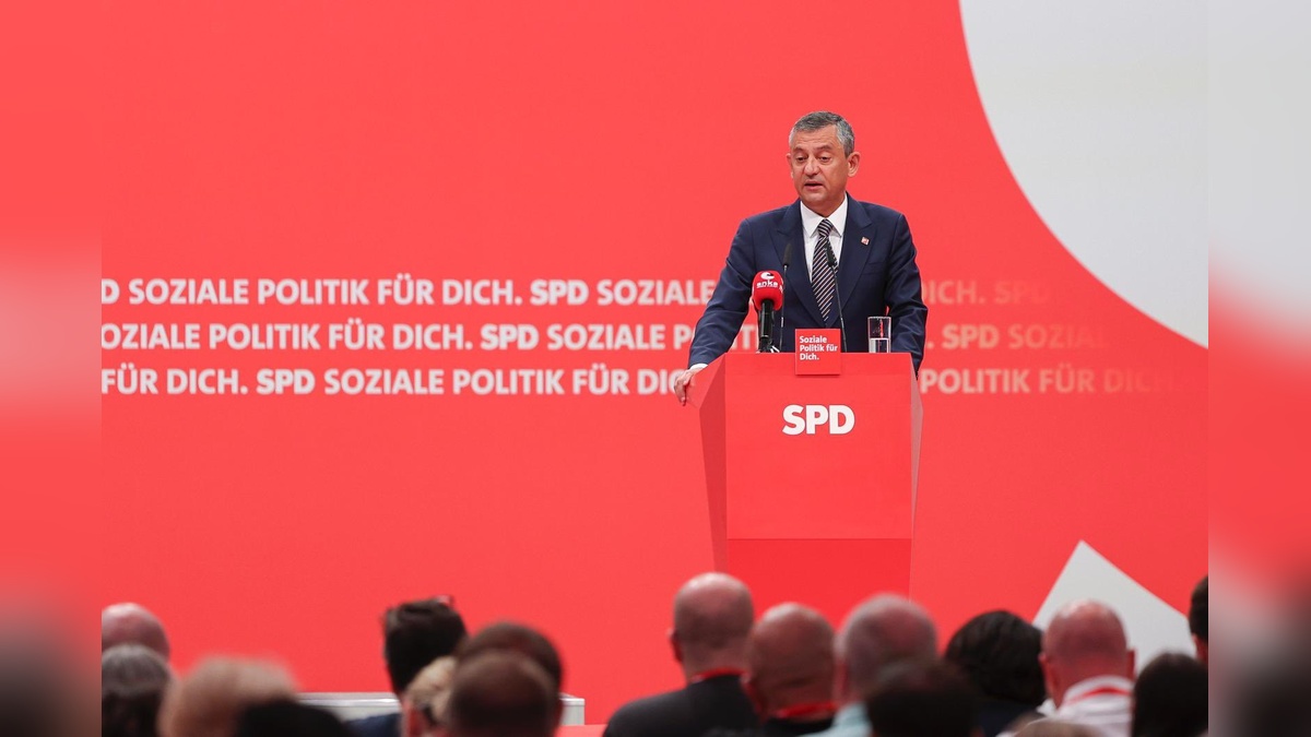 Özgür Özel, Berlin'de konuştu: 'Türkiye'de demokratik güçler yükselişte'