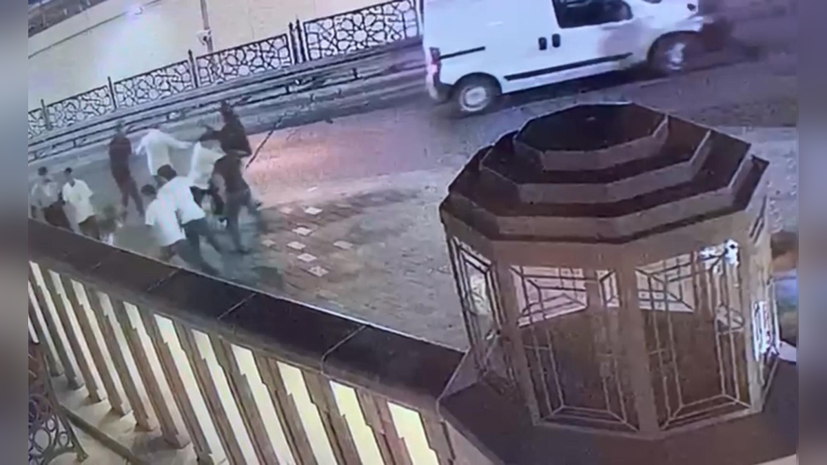 Taksim'de kavgada ağır yaralanan Orhan Doğan hayatını kaybetti: 3 şüpheli tutuklandı