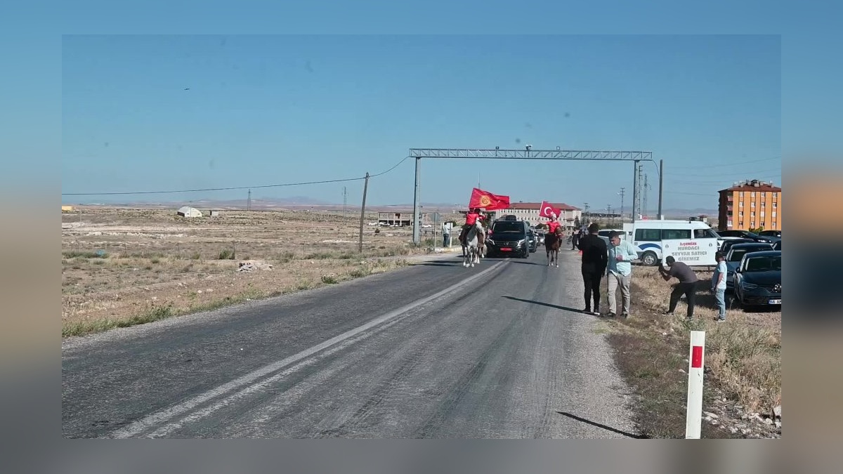 Yozgat'ta 2. Kırgız Türkleri Kültür Festivali: Geleneksel oyunlar ve lezzetler sergilendi