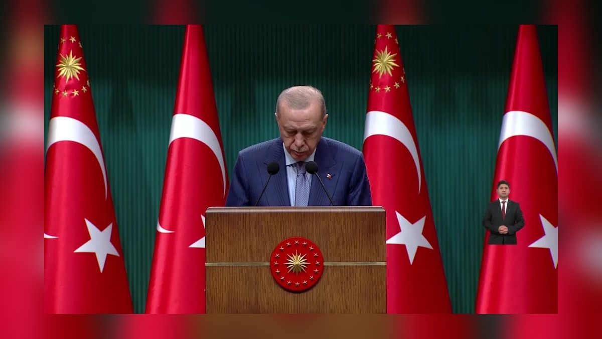 Erdoğan'dan yangın ve terör açıklaması: 2026 NATO Zirvesi Ankara'da yapılacak
