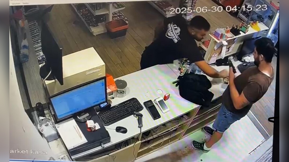 Bodrum'da veresiye sigara yüzünden bıçaklama: 2 şüpheli gözaltında