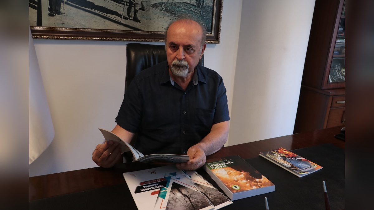 Özkara: Orman yangınlarında yeni organizasyonlara ihtiyaç var
