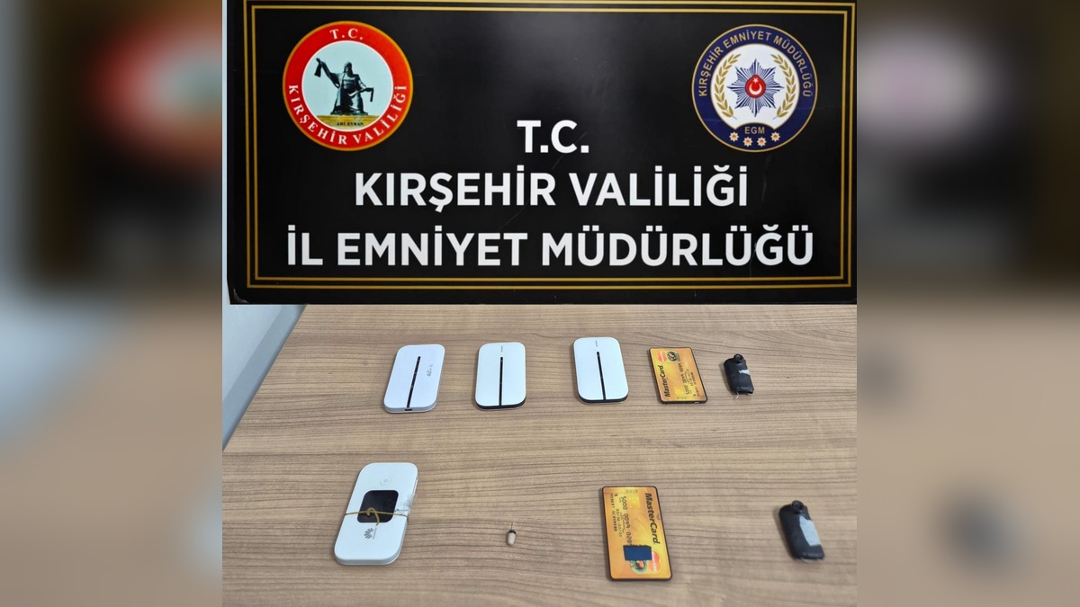 Kırşehir'de ehliyet sınavında kopya skandalı: 2 kişi yakalandı