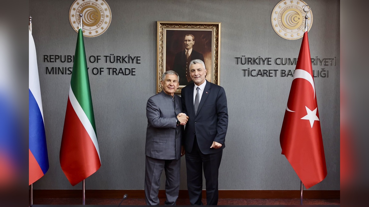 Bolat ve Minnihanov, Türkiye-Tataristan ilişkilerini görüştü