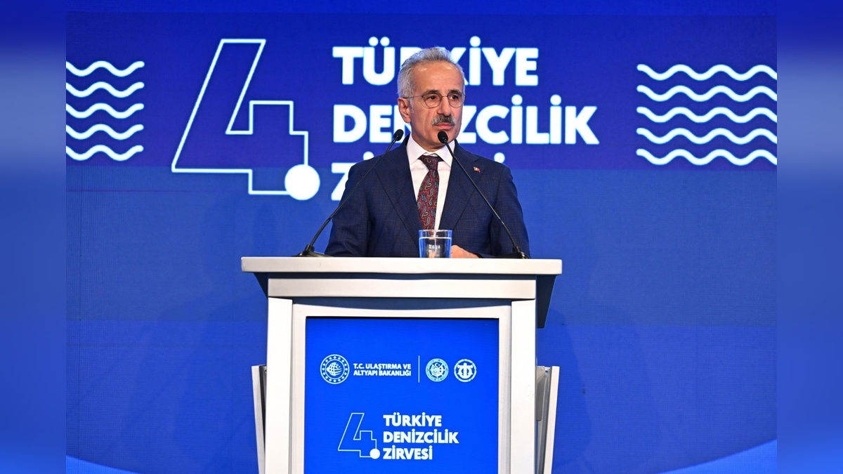 Uraloğlu: Türkiye, küresel denizcilikte güçlü konumda