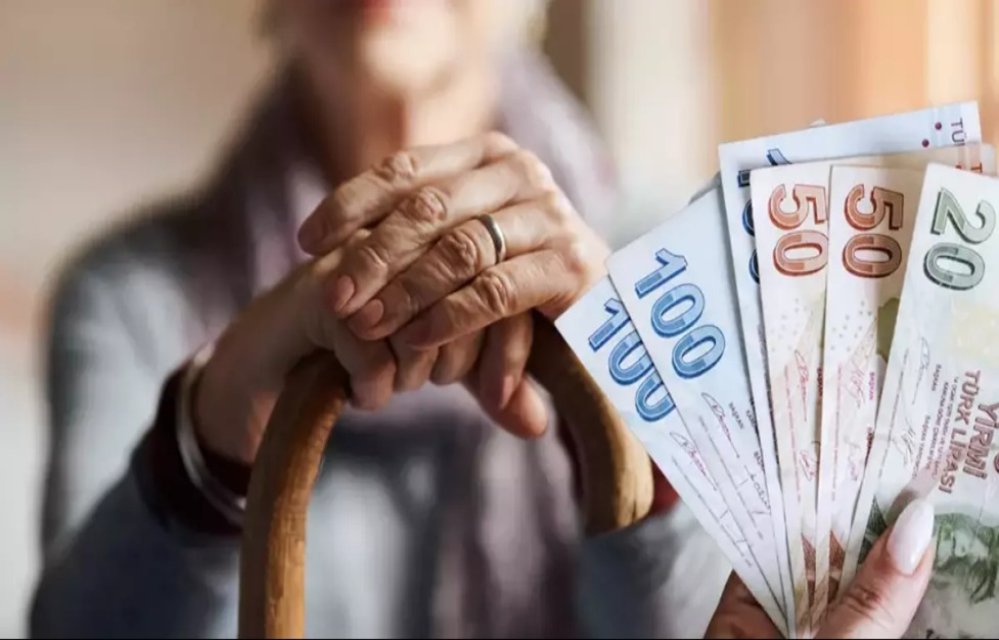 Emekli maaşında son durum ne? Emekli maaşı zammı son tahminler