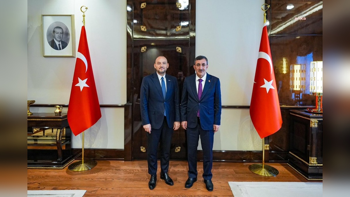 Yılmaz: İş dünyasıyla istişareye devam edeceğiz