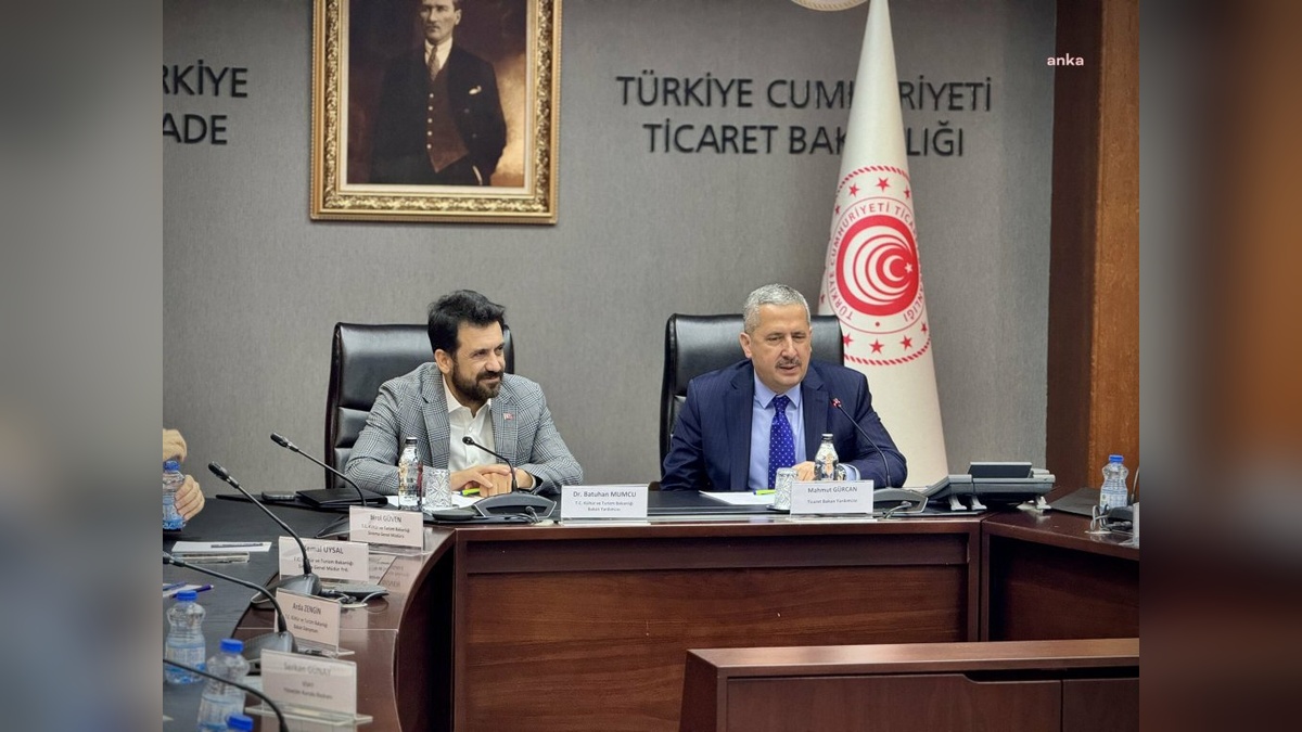Sinema sektörü toplantısı: Yerli yapımların küresel pazarlardaki rekabet gücü ele alındı