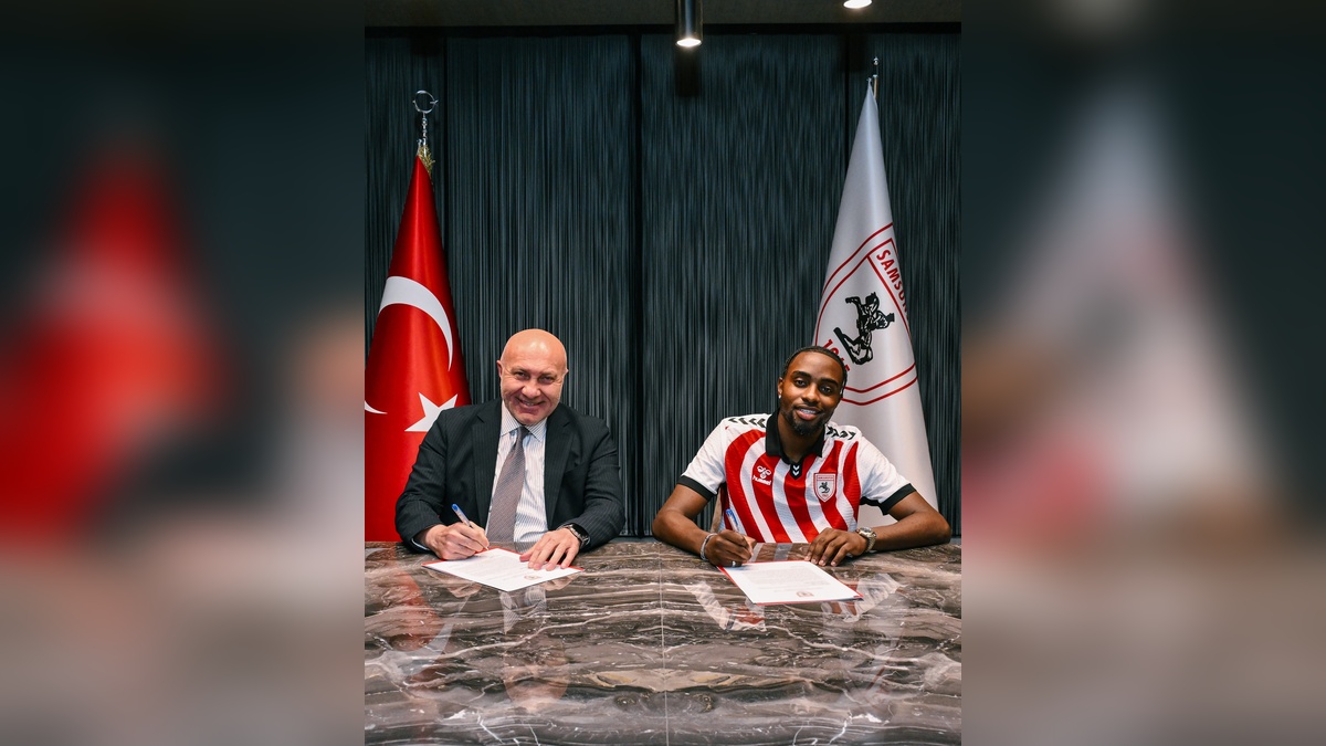 Samsunspor, Antoine Makoumbou ile 4 yıllık sözleşme imzaladı