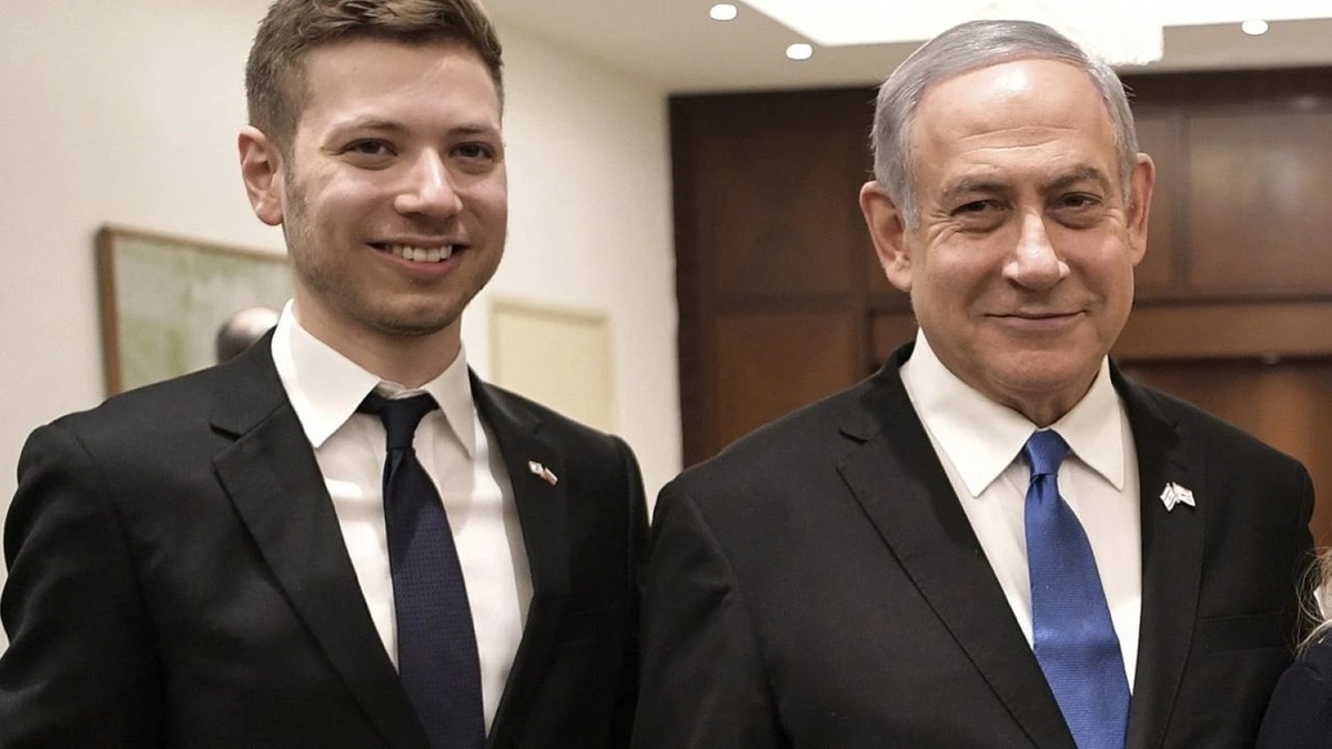 Netanyahu'nun oğlu İngiltere'de adını değiştirdi
