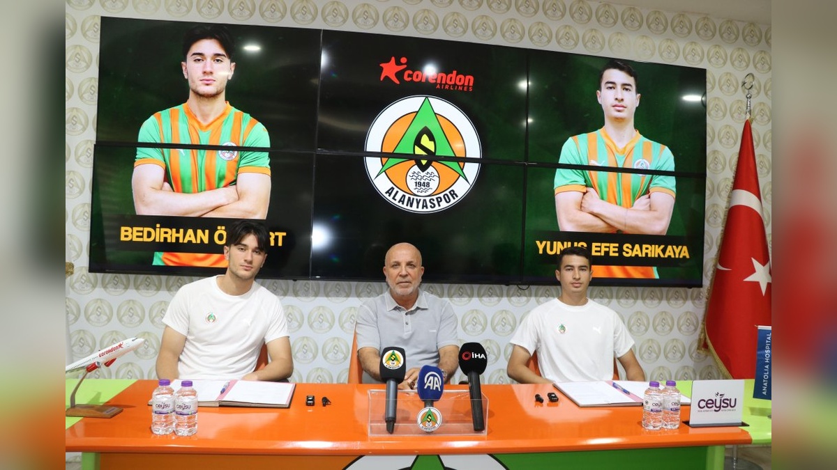 Alanyaspor, Bedirhan Özyurt ve Yunus Efe Sarıkaya'yı kadrosuna kattı