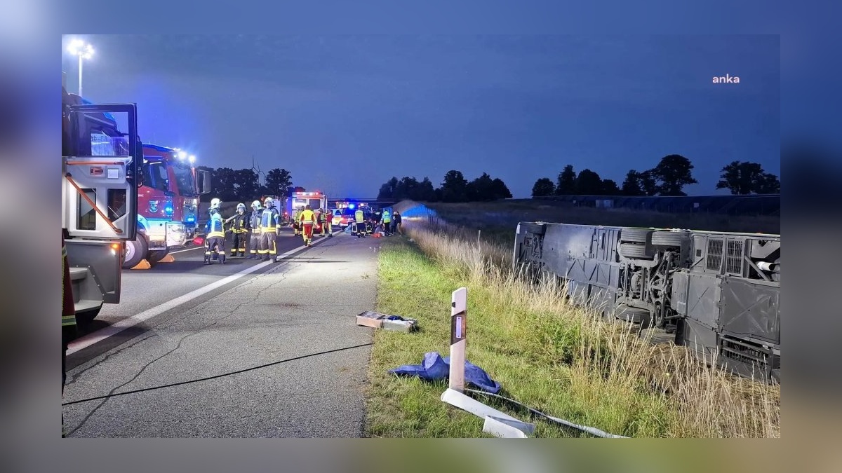 A19 Otoyolunda otobüs kazası: 23 yaralı