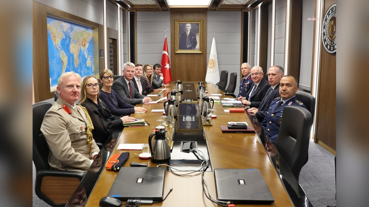 Güler, Woodburn ve Morris görüştü