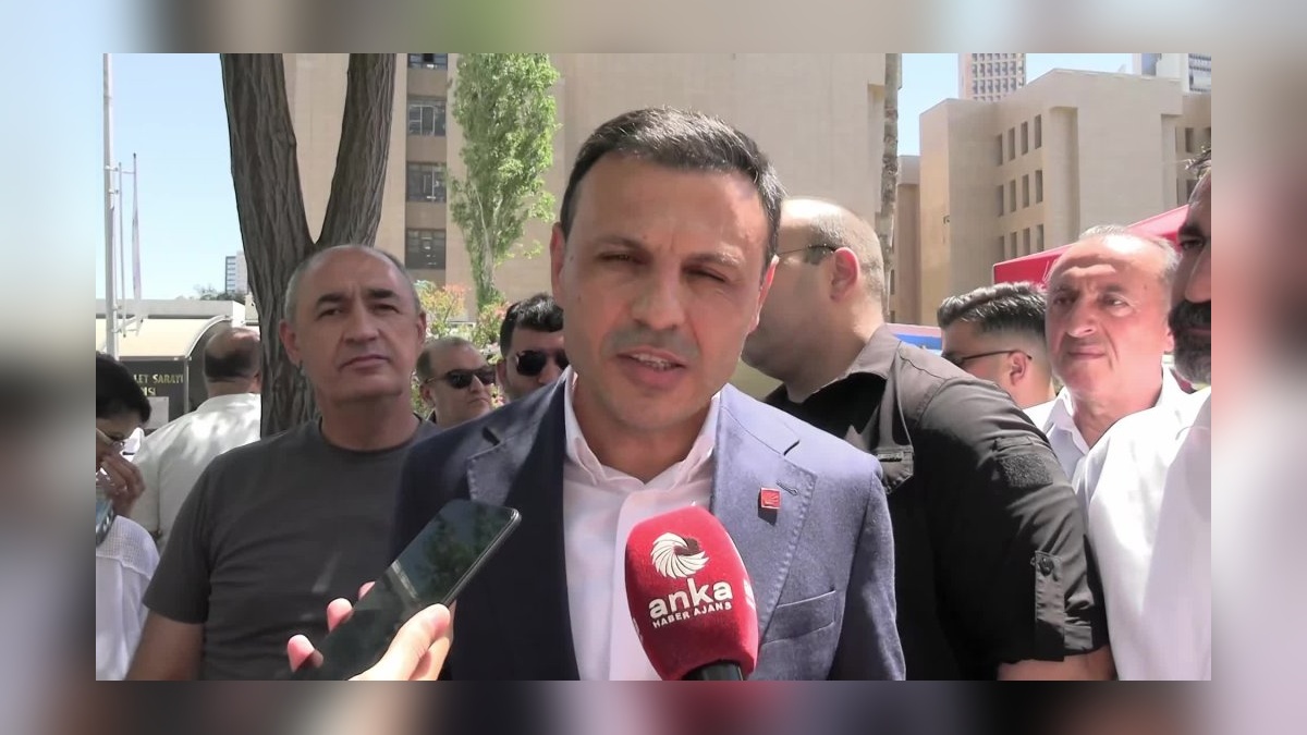 CHP'li Çelik: İzmir operasyonu, CHP'yi kriminalize etme girişimi