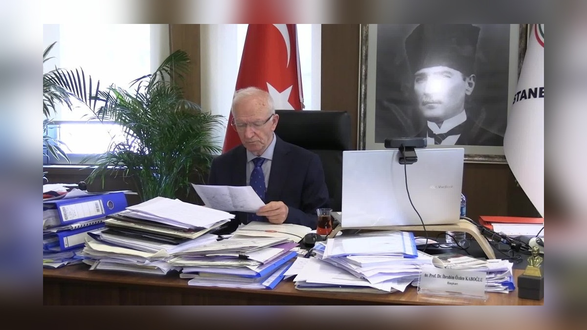 Kaboğlu: RTÜK'ün yayın yasağı anayasaya aykırı