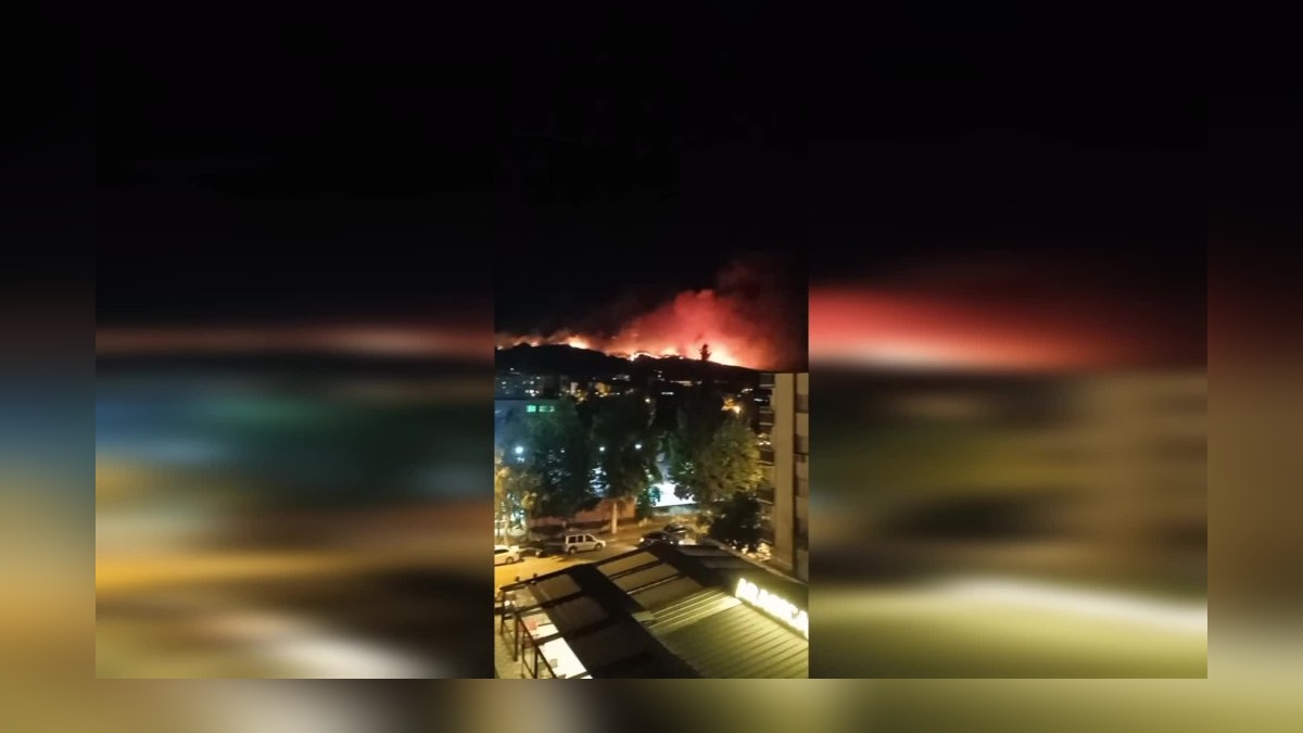 Hatay'da orman yangını: Rabat Mahallesi boşaltıldı