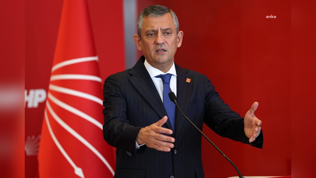 Özgür Özel: Halk TV ve Sözcü TV cezaları, hakikati gizleme çabasıdır