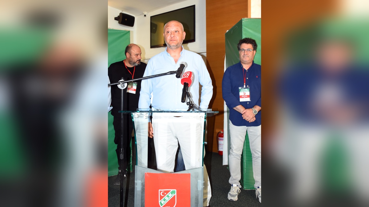 Karşıyaka'da birlik çağrısı: Azat Yeşil, ilk desteği verdi