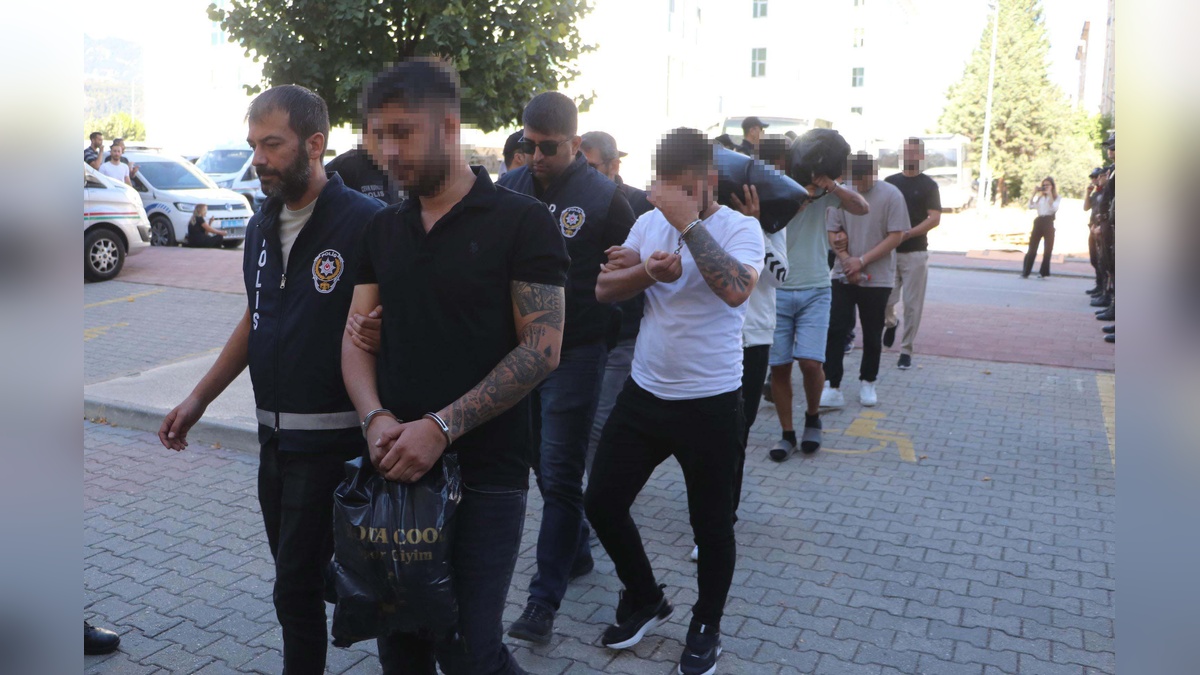 Denizli merkezli dolandırıcılık operasyonu: 17 tutuklama