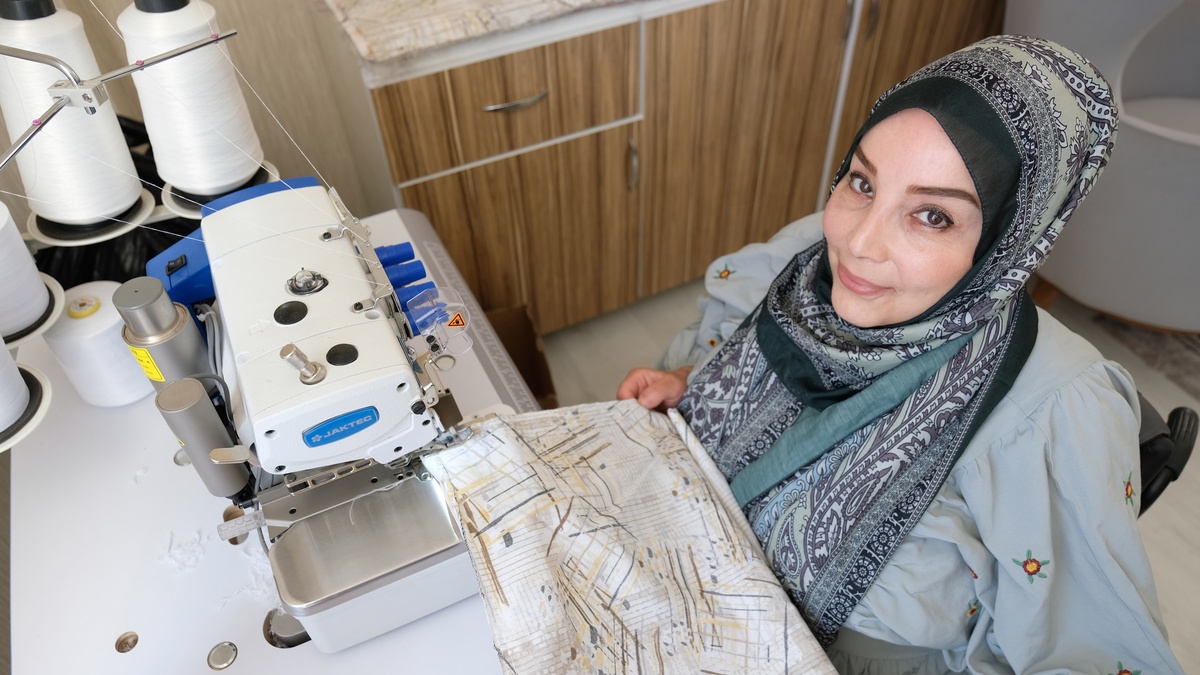 Konya'da çocuk felci hastası Selvinaz Başoda'nın yaşam mücadelesi