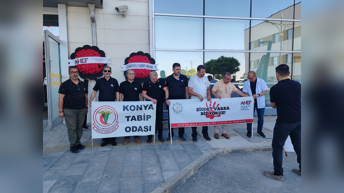 Konya'da şehit edilen Dr. Ekrem Karakaya 3. yıl dönümünde anıldı