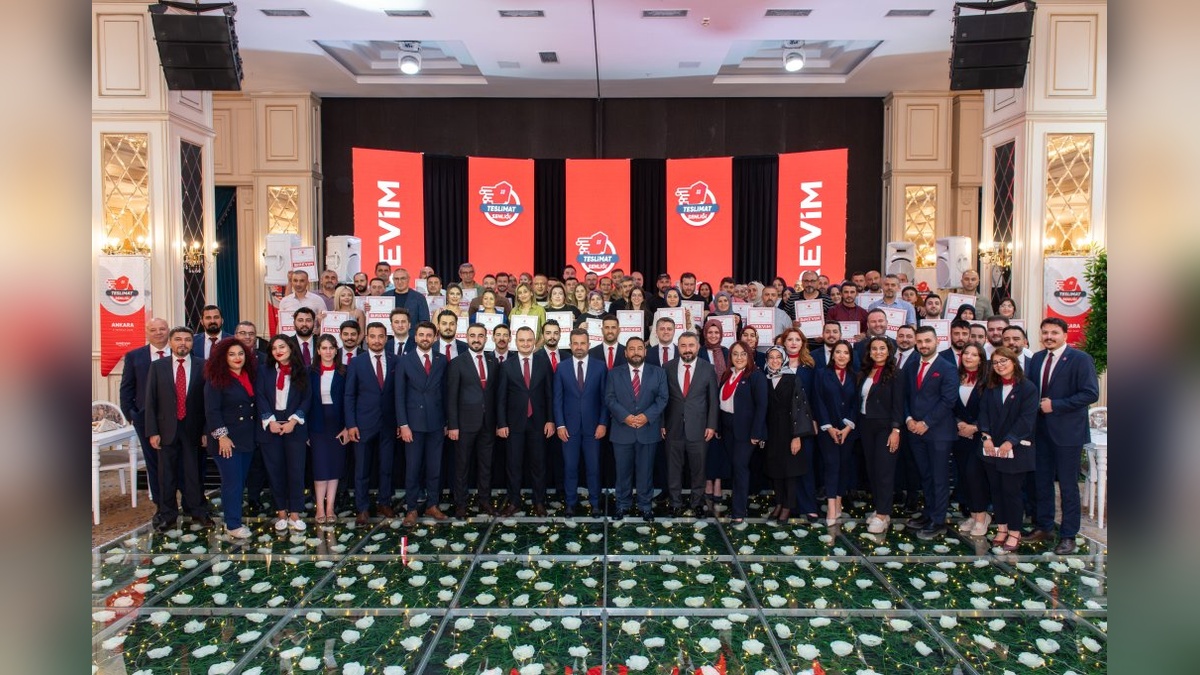 Birevim, Ankara'da 750 Aileye Ev ve Araç Teslim Etti