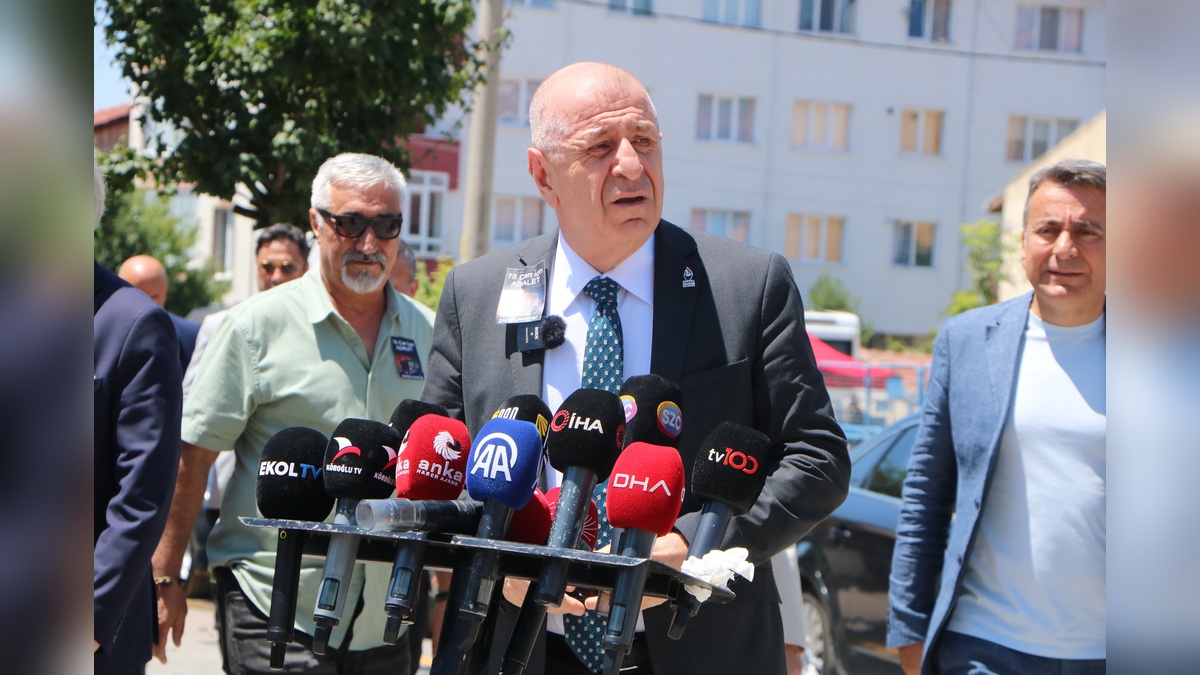 Ümit Özdağ: Salonda çok ağır bir hava var