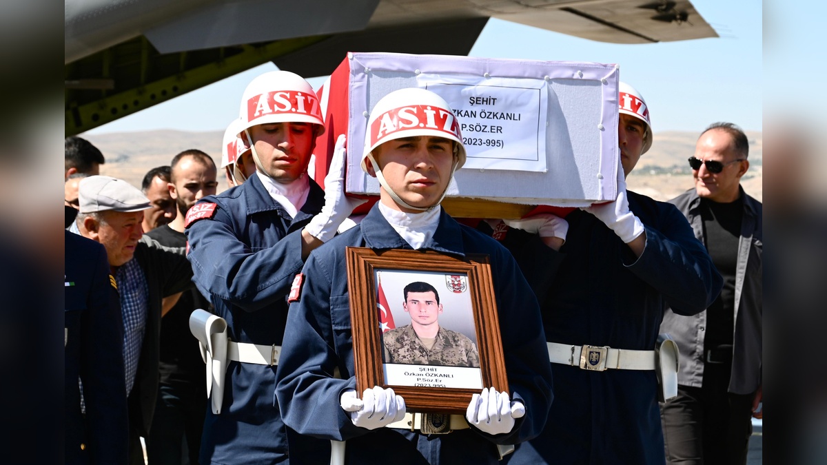 Nevşehir'de şehitler uğurlandı: Özkan Özkanlı ve Enver Yaman memleketlerine döndü