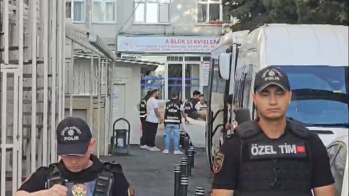 İBB yolsuzluk soruşturması: 13 şüpheli adliyeye sevk edildi