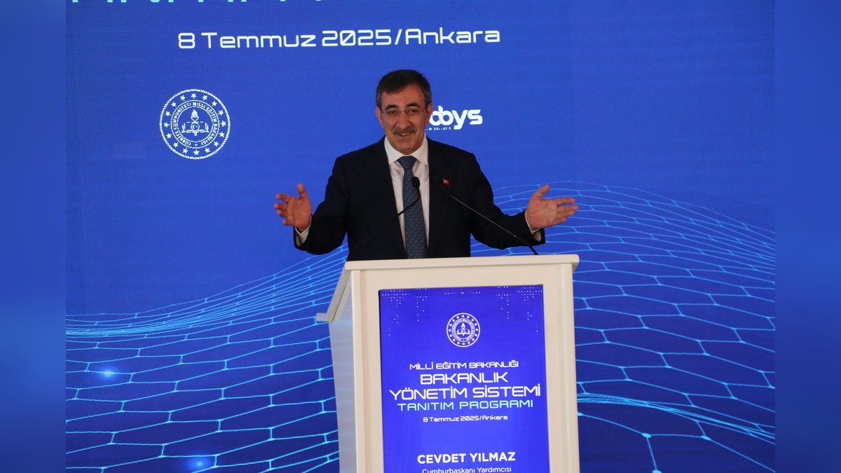 Cevdet Yılmaz: 'Veri güçtür', MEB'in yeni sistemi eğitimde dijital devrimi başlatıyor