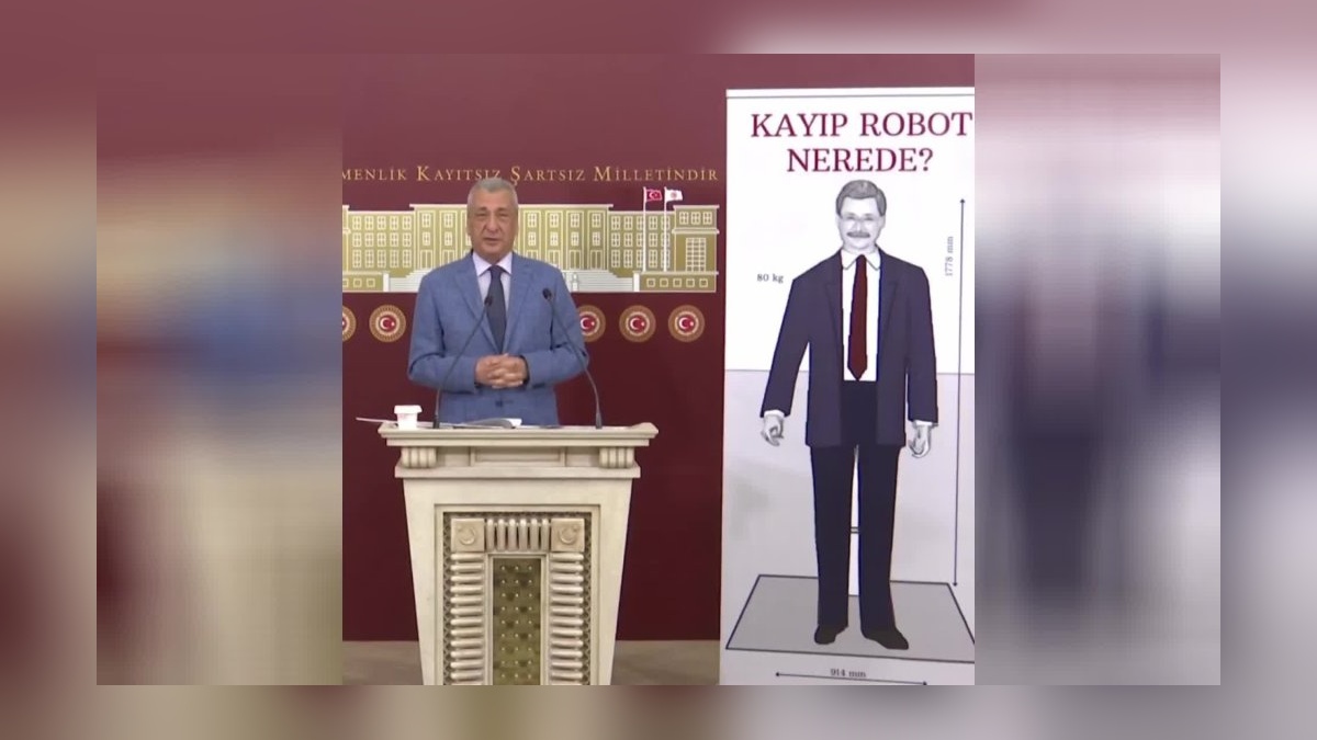 CHP'li Öztürkmen: Melih Gökçek'in 3 milyonluk robotu nerede?