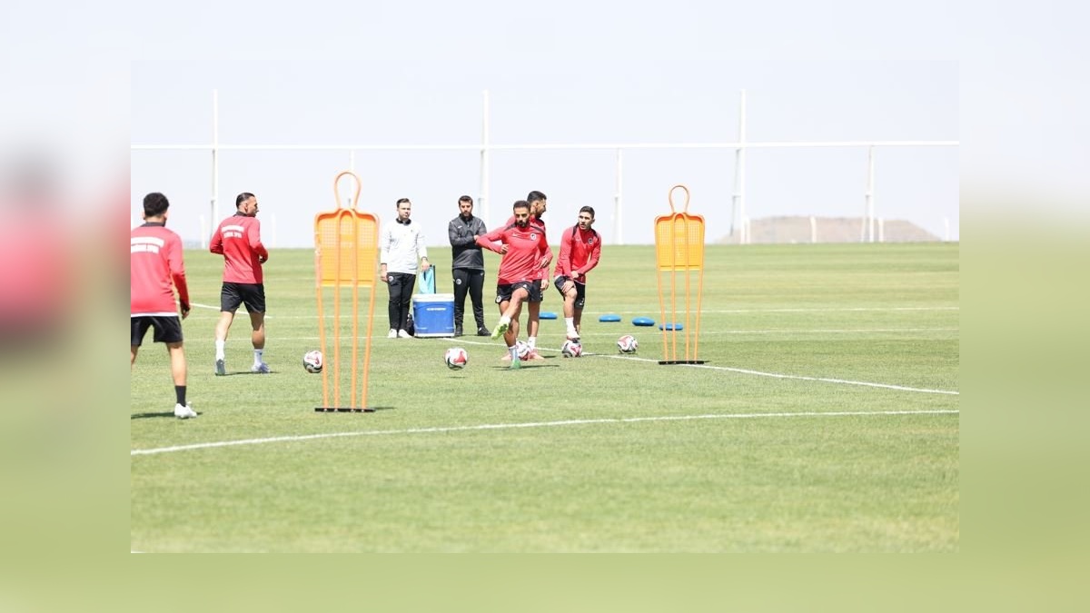 Erciyes'te 25 futbol takımı yaz kampı yapacak