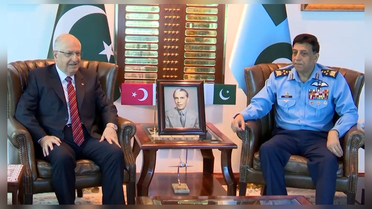 Yaşar Güler, Zaheer Ahmed Baber Sidhu ile görüştü