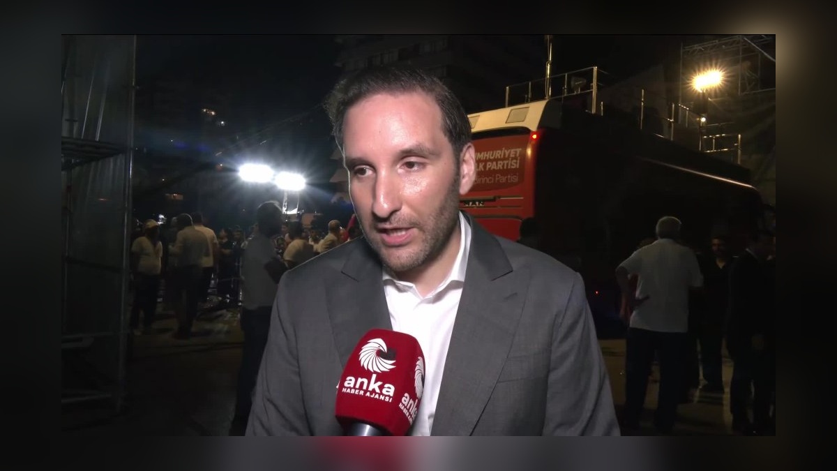 Adana'da 'Başkanlarımıza Özgürlük Mitingi': Bilici, 'Adanalılar iradesini gösterdi'