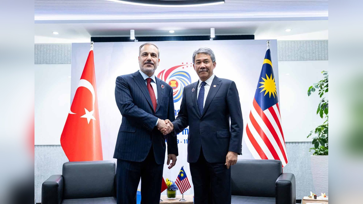 Hakan Fidan, Malezya'da ASEAN Bakanlarıyla Görüştü