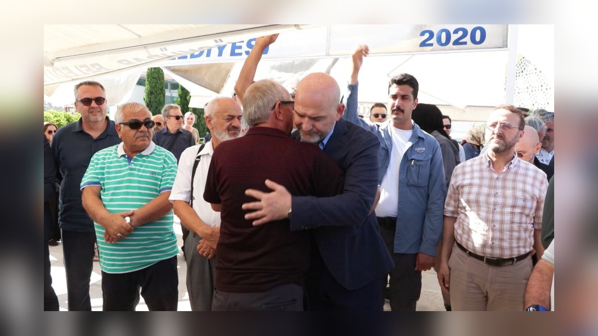 Yiğit Bulut son yolculuğuna uğurlandı