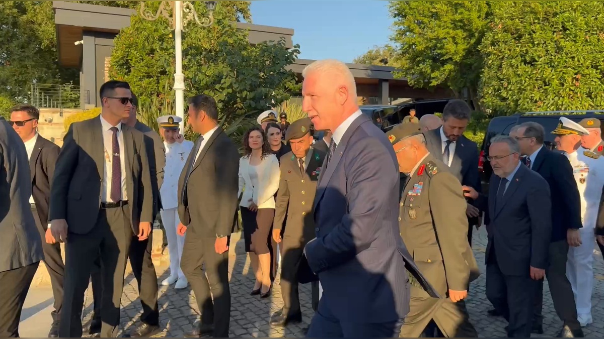 15 Temmuz şehit aileleri ve gazileri onurlandırıldı: Vali Gül, 'Bu millet devleti uçurumun kenarından aldı' dedi